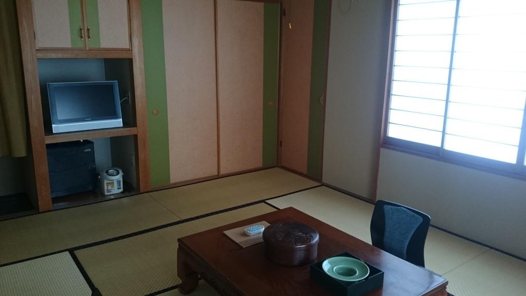 Umimoto Hotel Hakone Exterior photo